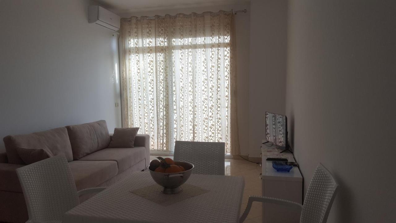 Casa Fronte Mare Apartment Vlore Exterior photo