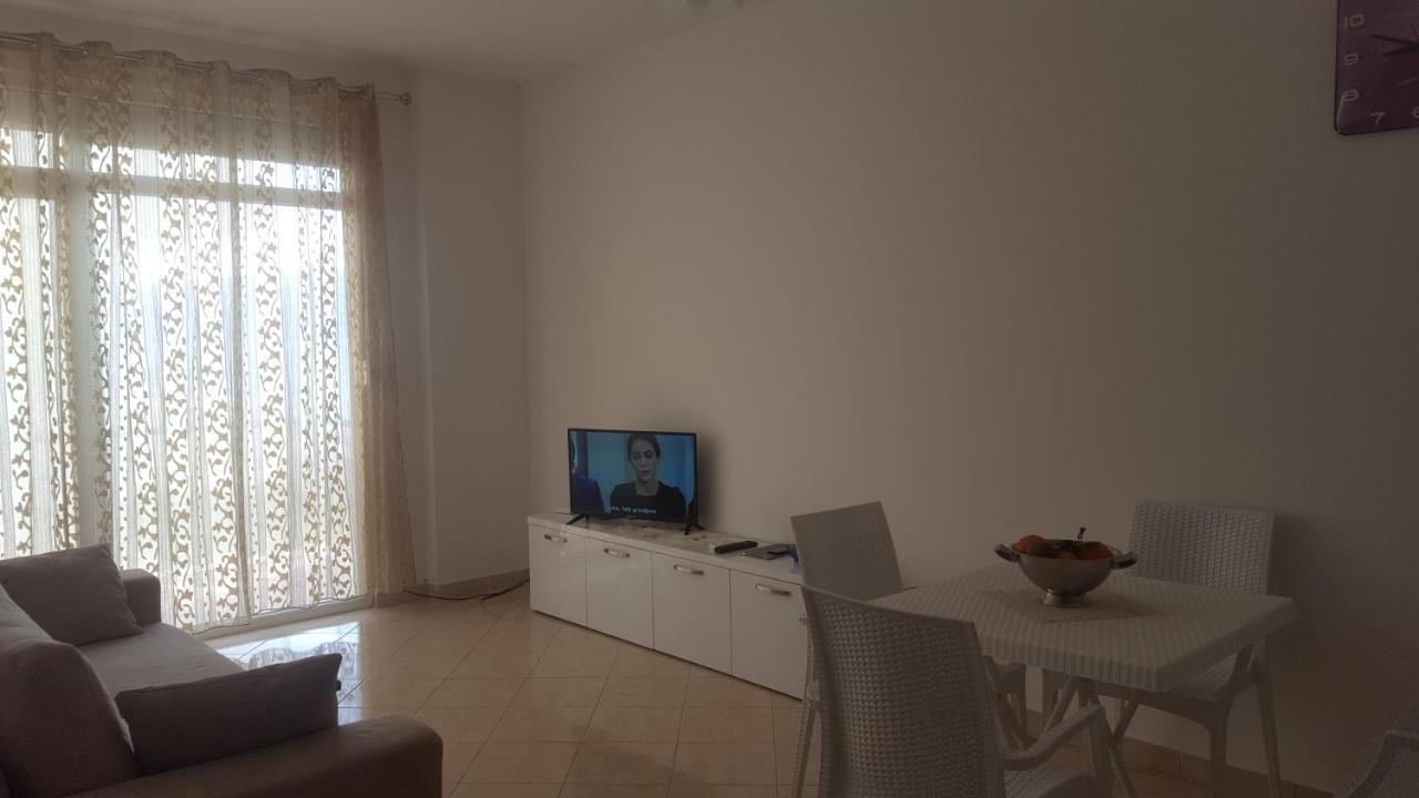 Casa Fronte Mare Apartment Vlore Exterior photo