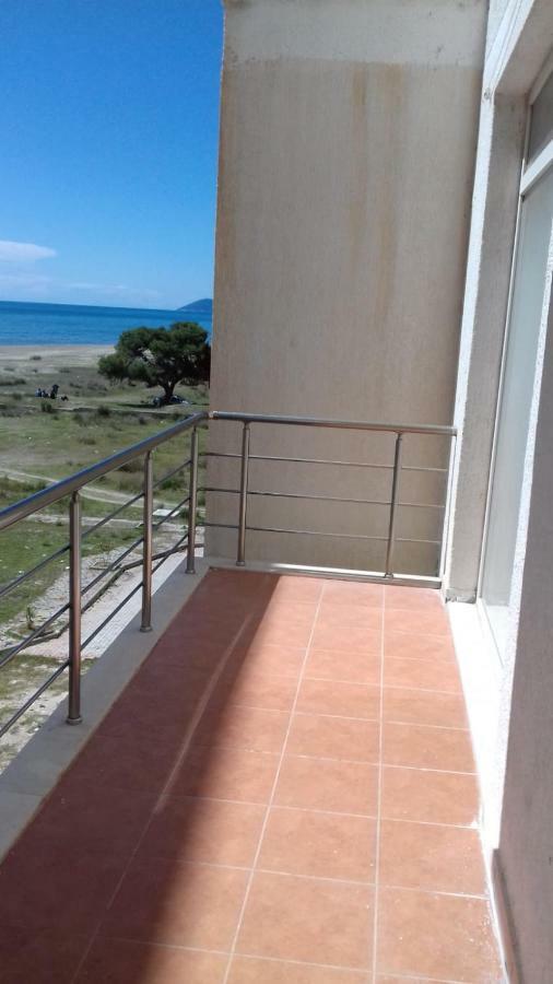 Casa Fronte Mare Apartment Vlore Exterior photo
