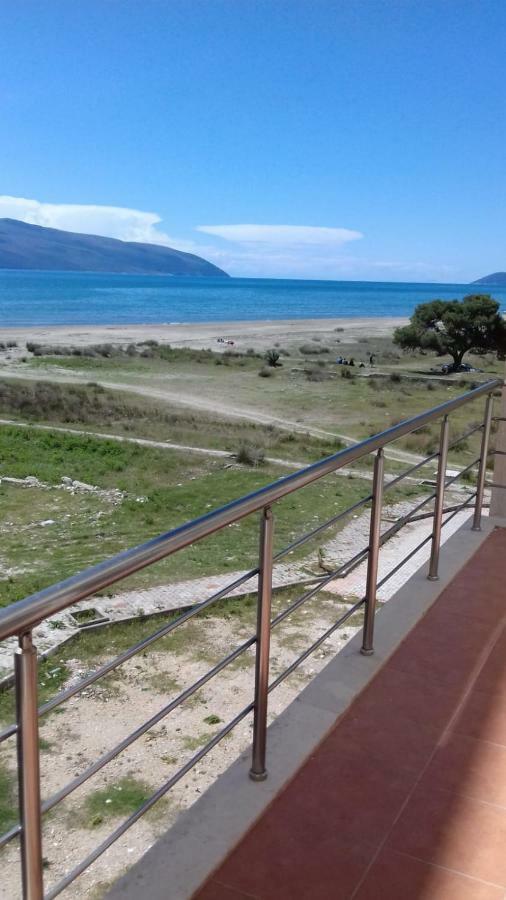 Casa Fronte Mare Apartment Vlore Exterior photo